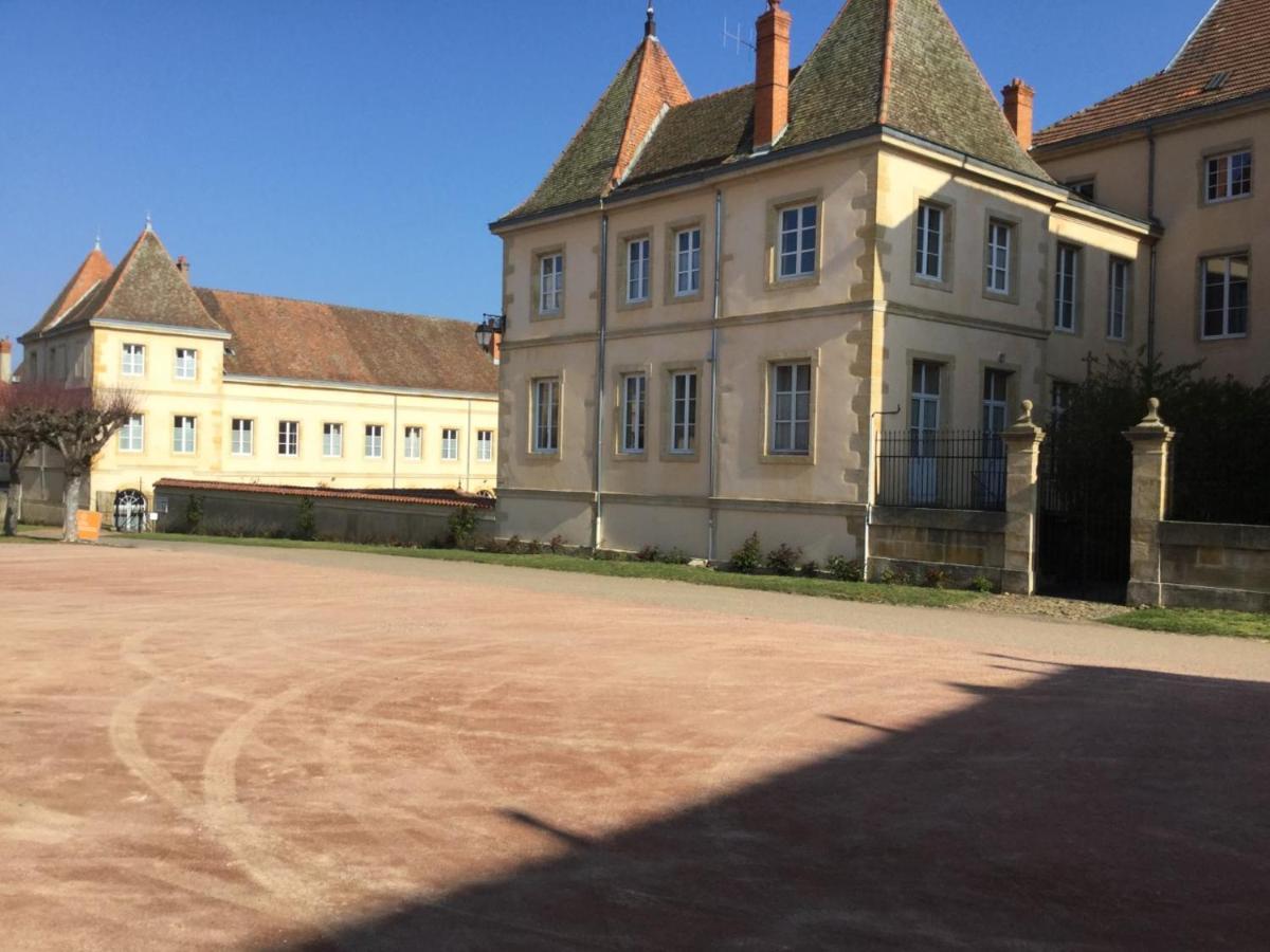 Gite De Belle Vue Semur-en-Brionnais Exterior photo