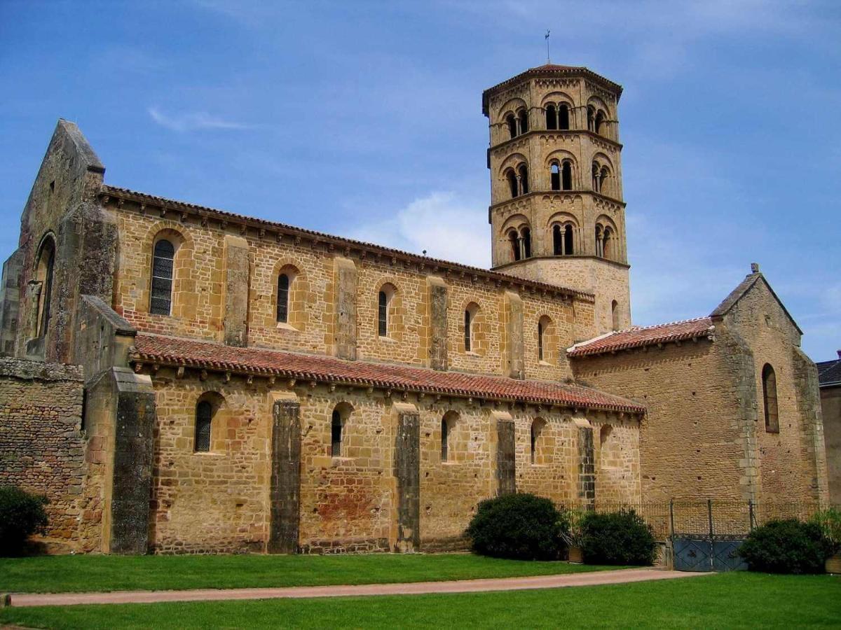 Gite De Belle Vue Semur-en-Brionnais Exterior photo